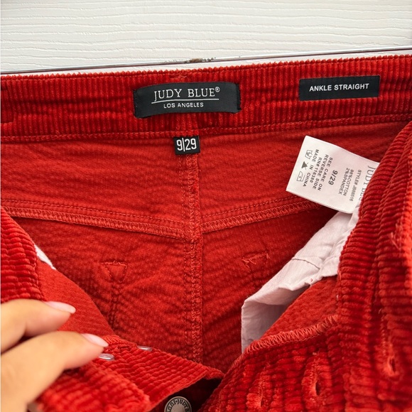 Judy Blue High Rise Button Fly Red Rust Corduroy Ankle Straight Pants Size 9/29 - Picture 9 of 10